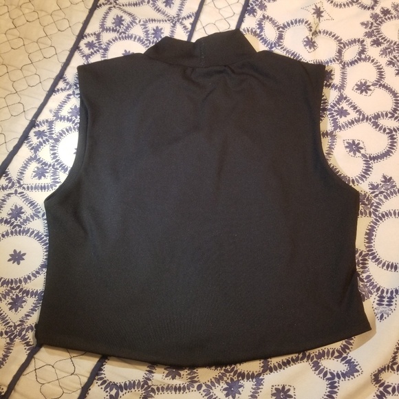 🧚🏼‍♀️Good American Lace Trim Cross Top - Picture 6 of 6